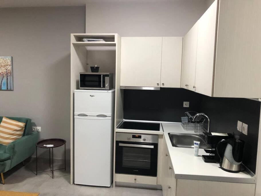 Othonos 10 Str. Apartment. Трикала Экстерьер фото